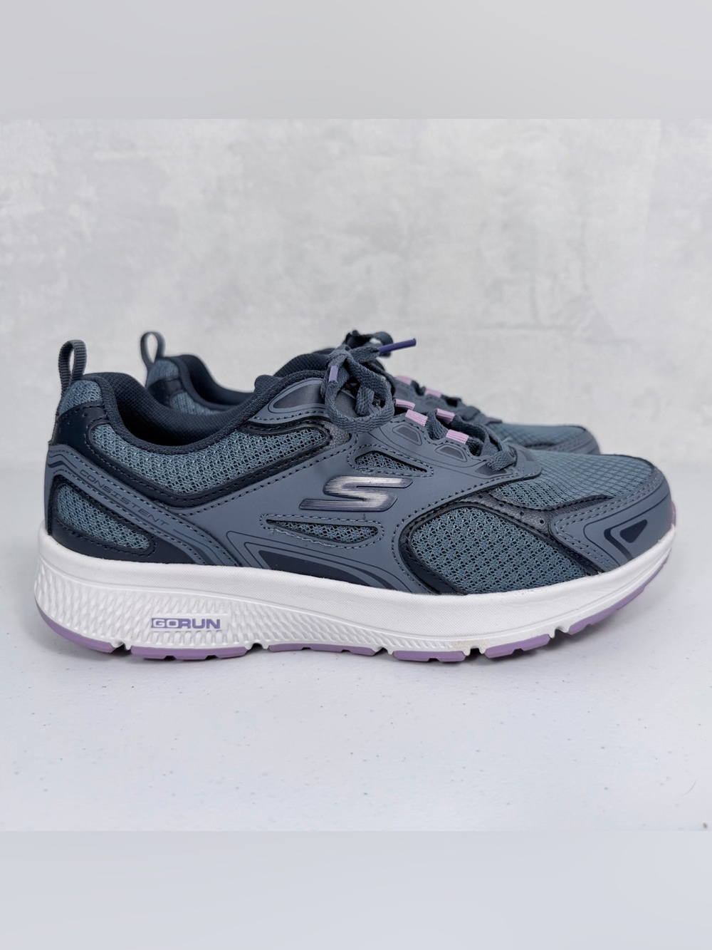 Skechers Go Run Consistent Women’s 8 Wide Fit Shoes Blue Purple Ortholite Foam